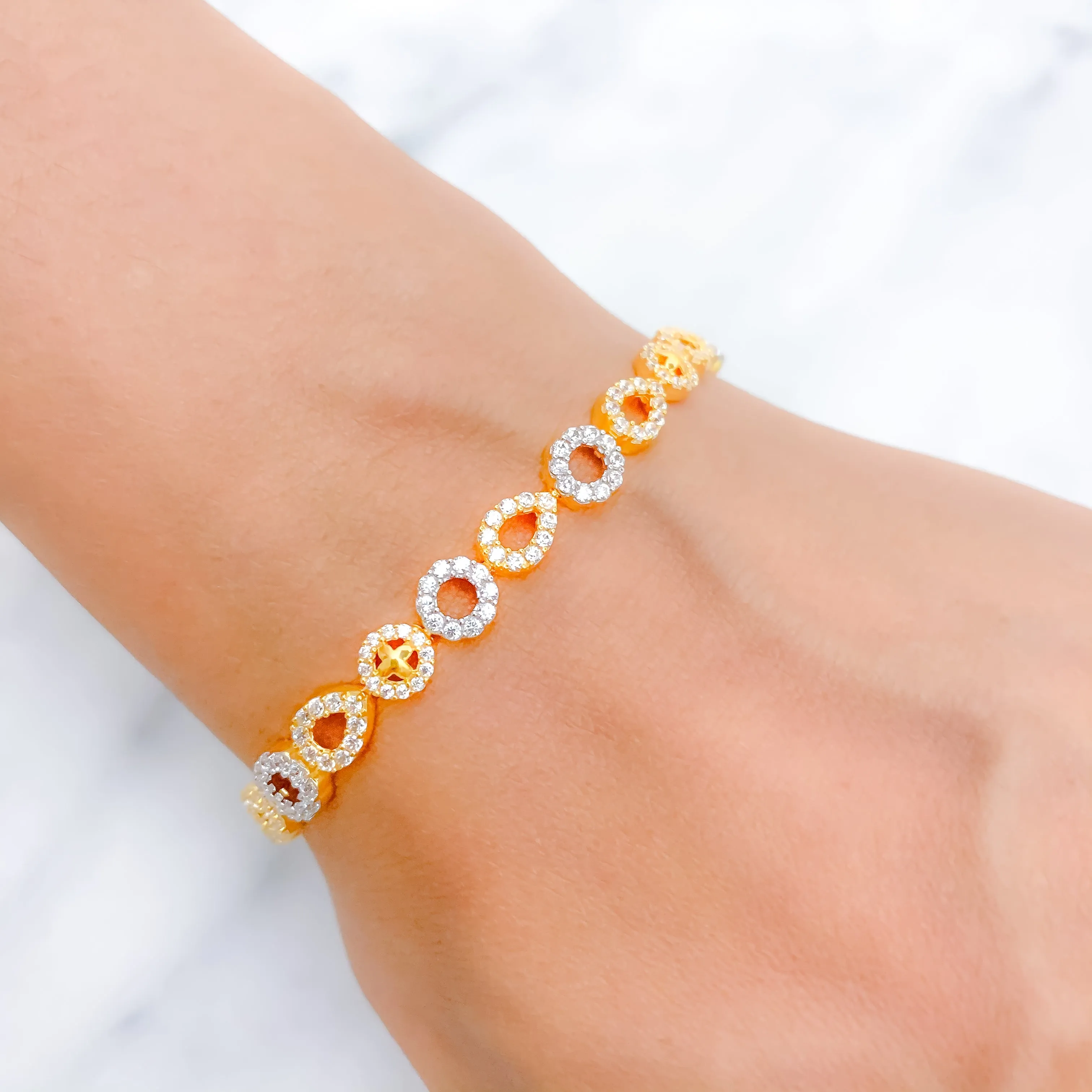 Alternating Links CZ Bracelet