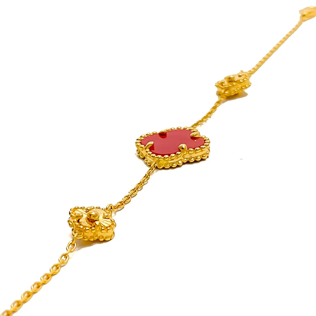 Attractive Carnelian 21k Gold Clover Bracelet