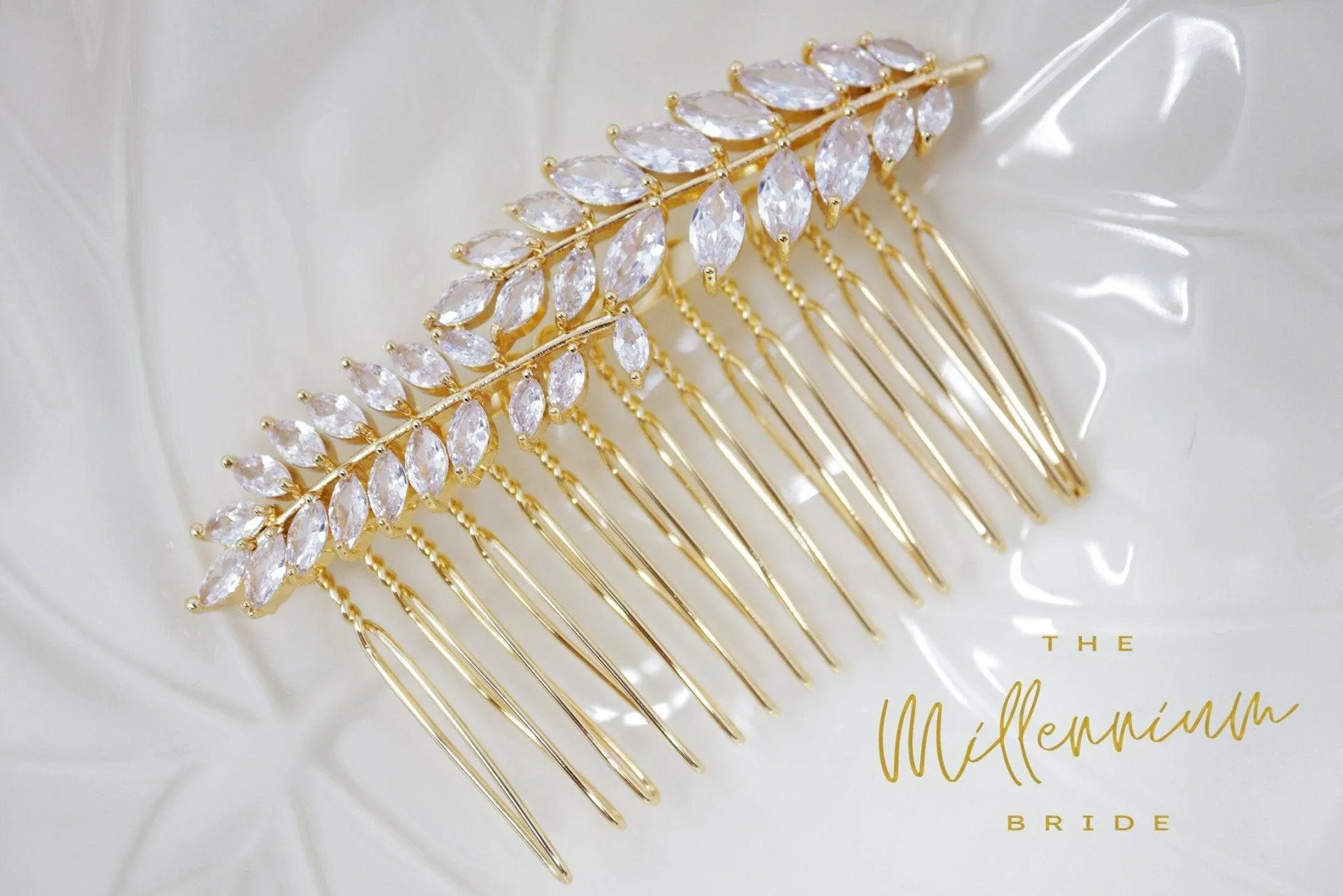 Cubic Zirconia, Diamond Vine Leaves Small Bridal Hair Comb, Bridal Hair Piece, Bridal Hair Accessories, Wedding Hair Accessory.