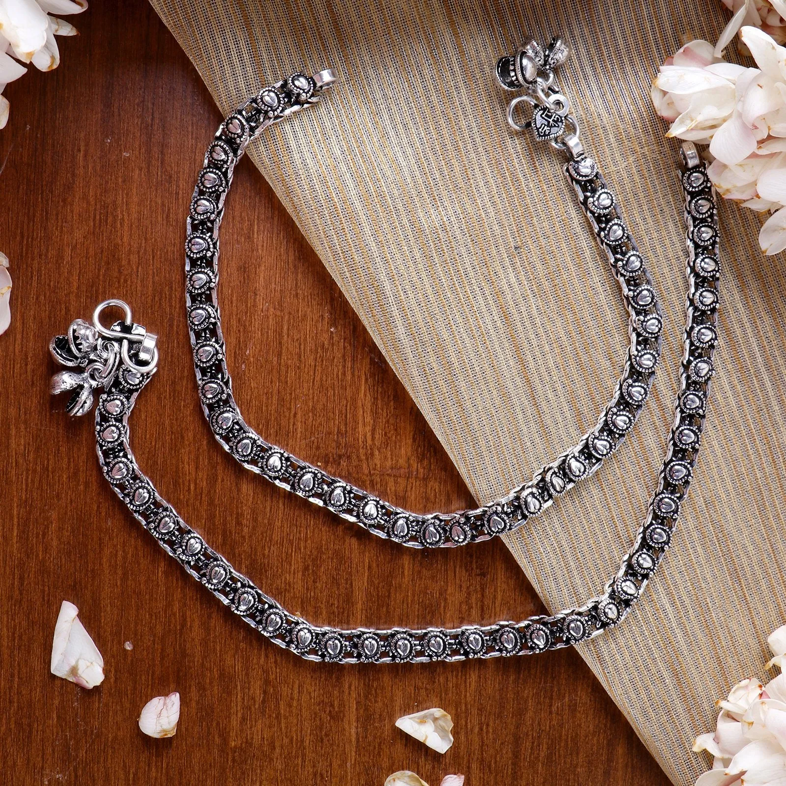 Disha Linked Silver Oxidized Anklets