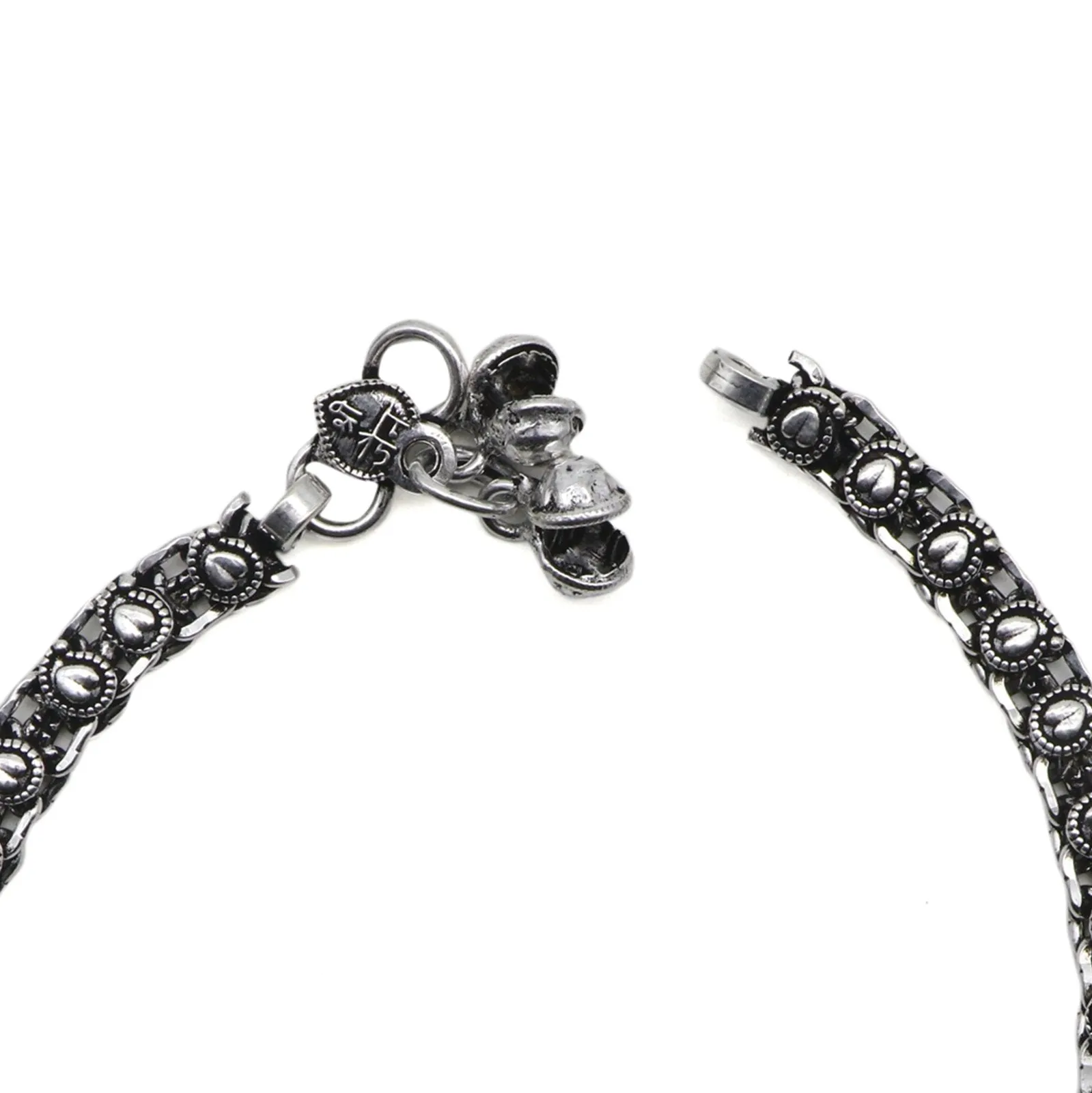 Disha Linked Silver Oxidized Anklets