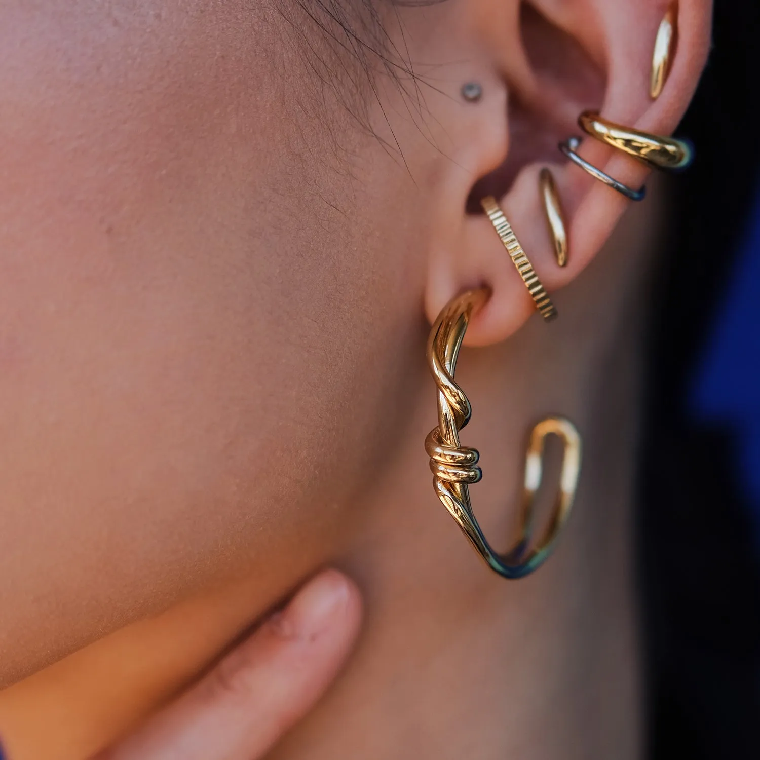 Miji Hoops