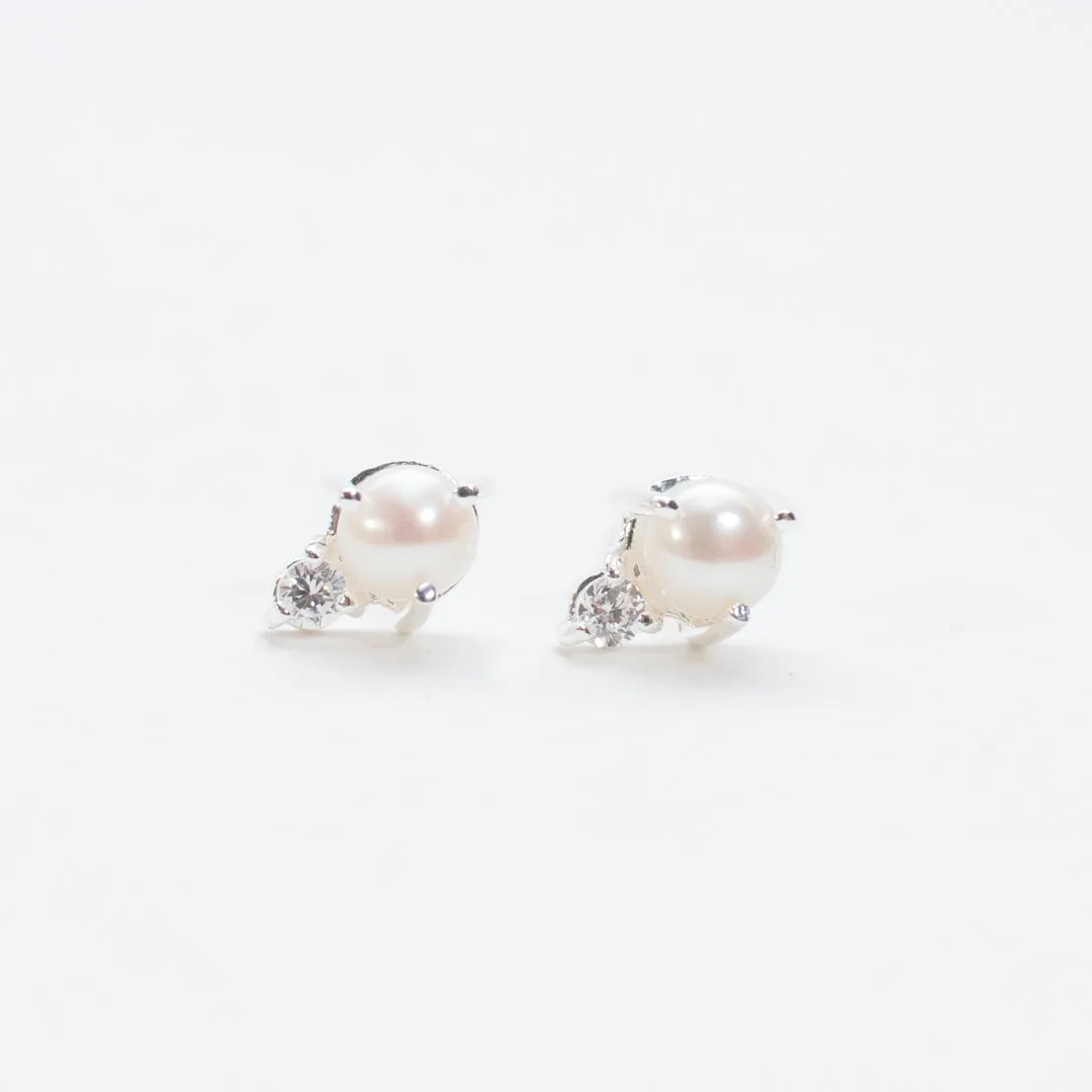 Round Silver Pearl & CZ Studs