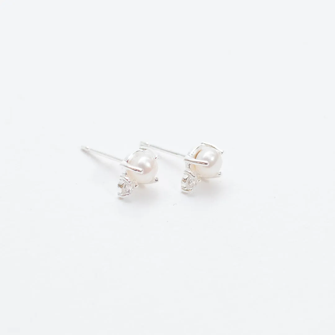 Round Silver Pearl & CZ Studs