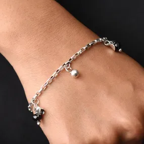 Silver Attractive And Fashionable Girls Bracelets