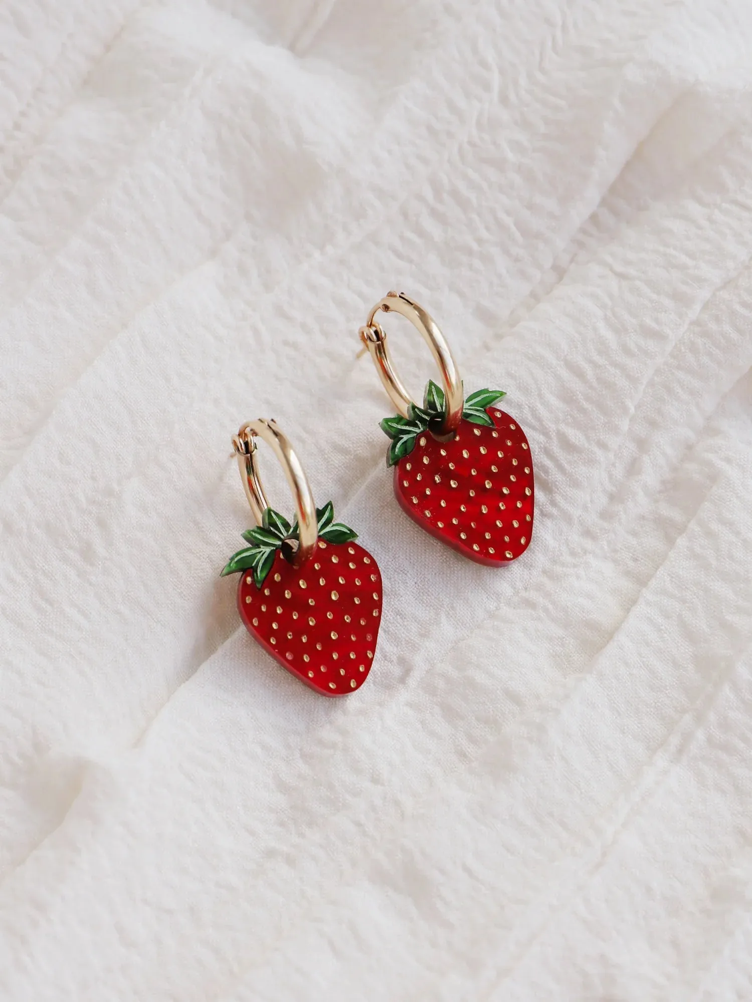 STRAWBERRY HOOPS