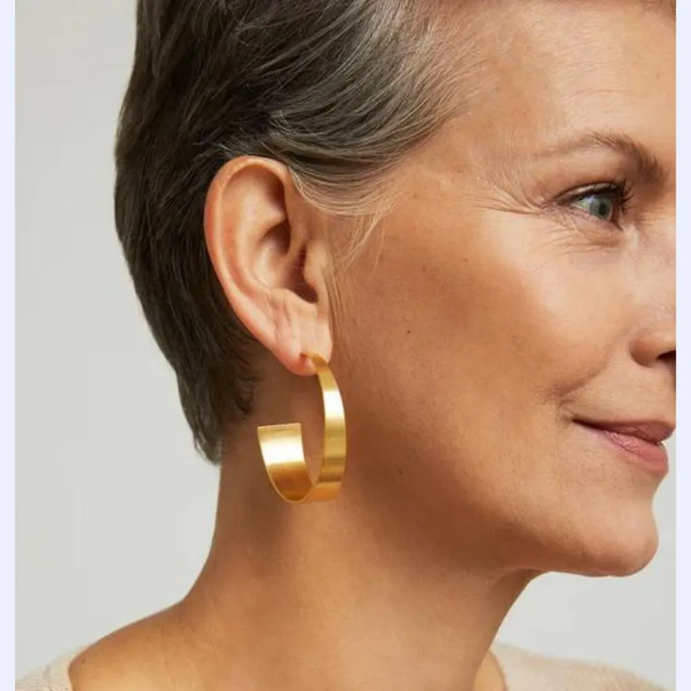 Tapered Hoops