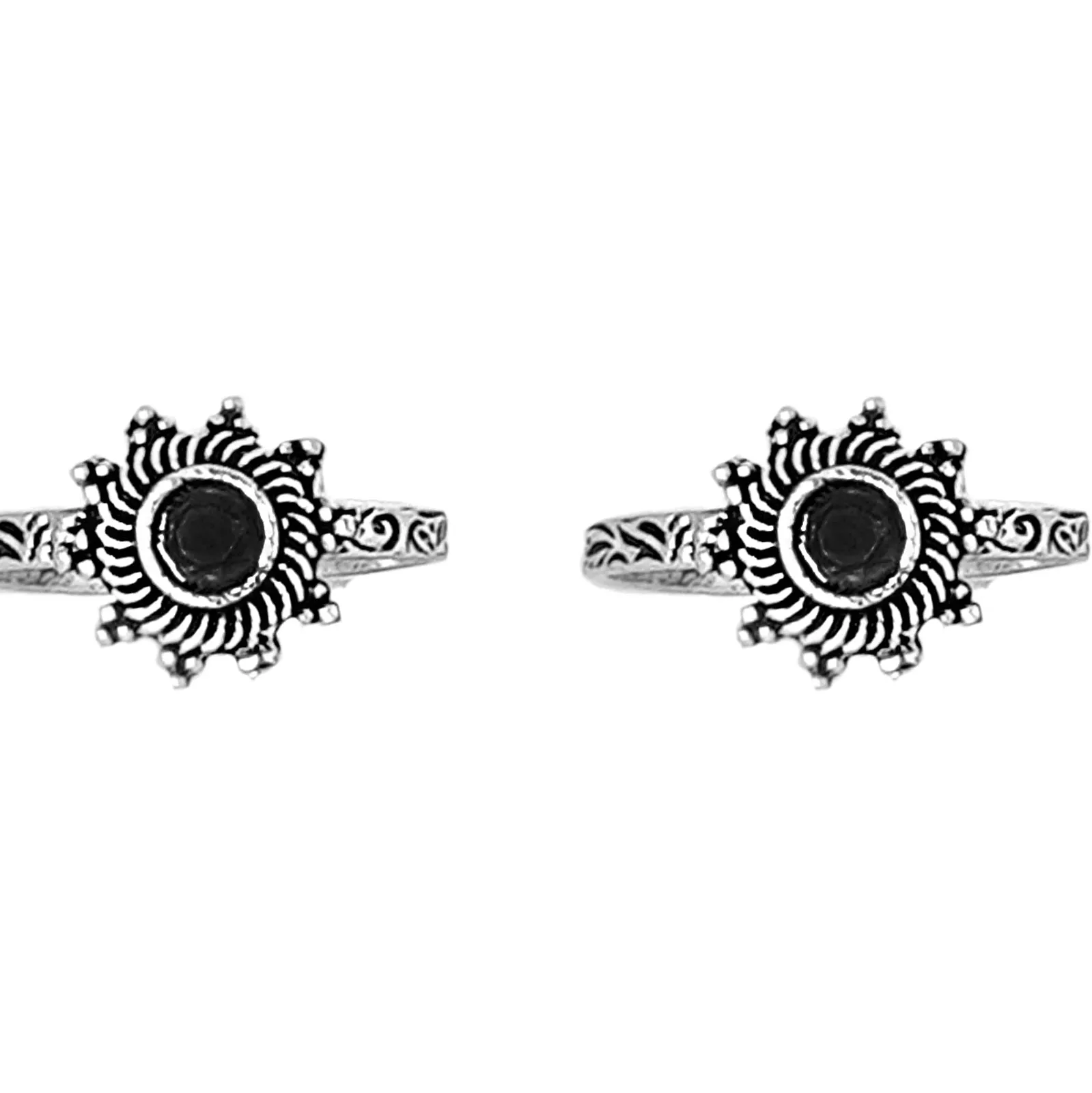 Teejh Arika Black Stone Silver Oxidised Toe Rings