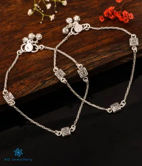 The Adrika Silver Chain Anklets