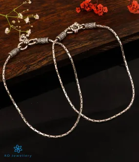 The Ishanya Silver Chain Anklets