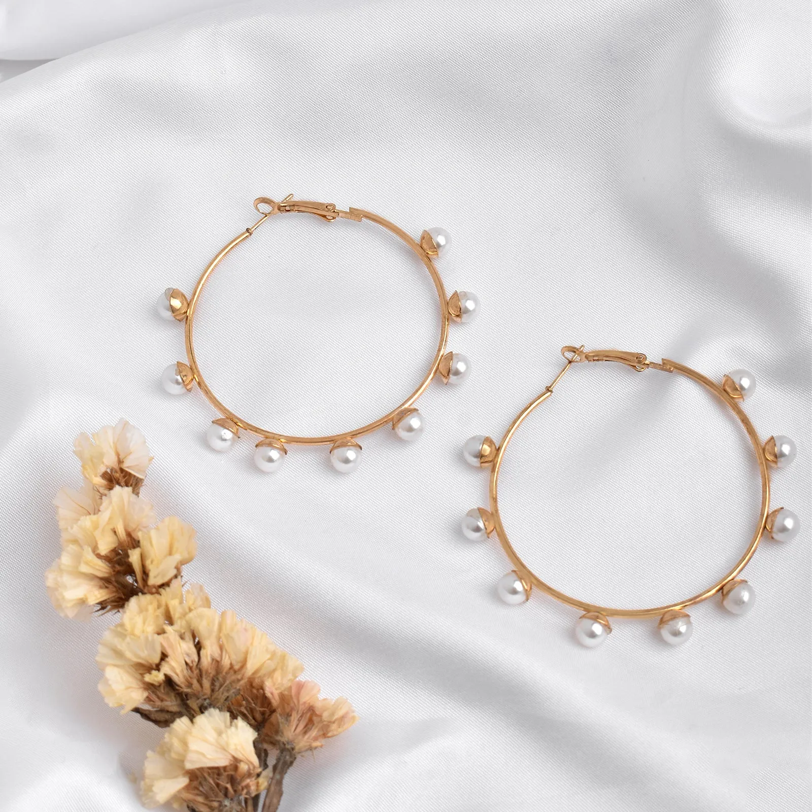 Winona Pearl Hoops